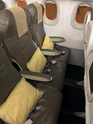 Economy class seats on SriLankan Airlines' Airbus A320